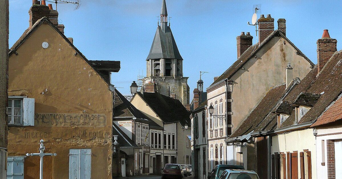 Illiers-Combray — photo réelle (Wikimedia Commons, Oxxo)