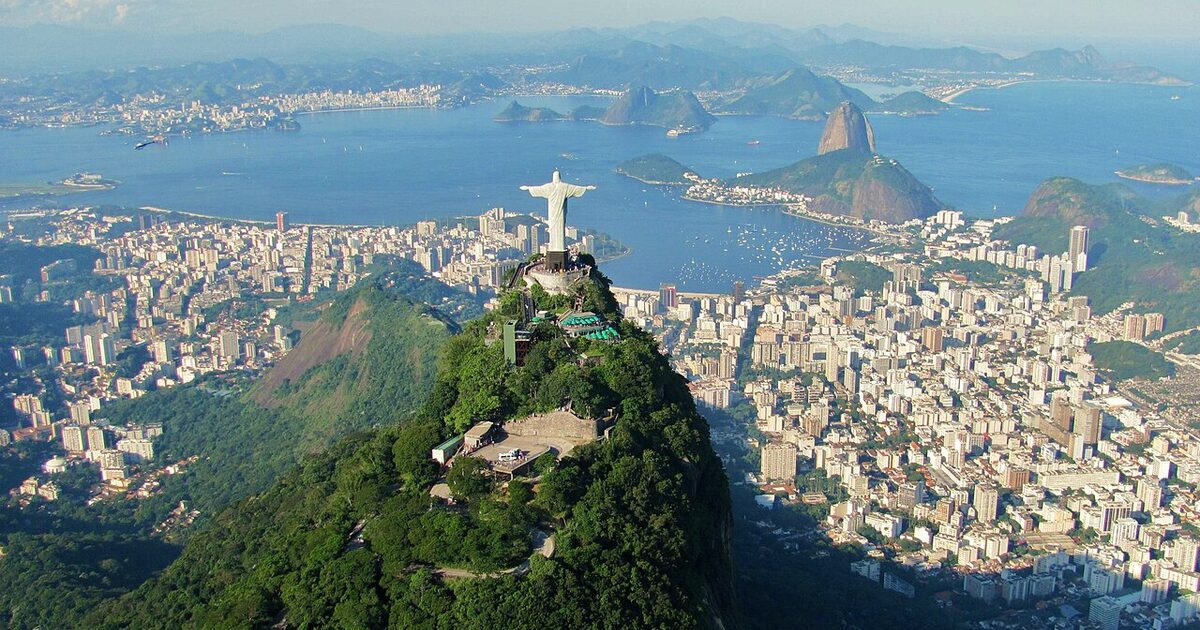 Rio de Janeiro — photo réelle (Wikimedia Commons, Rafael Rabello de Barros)