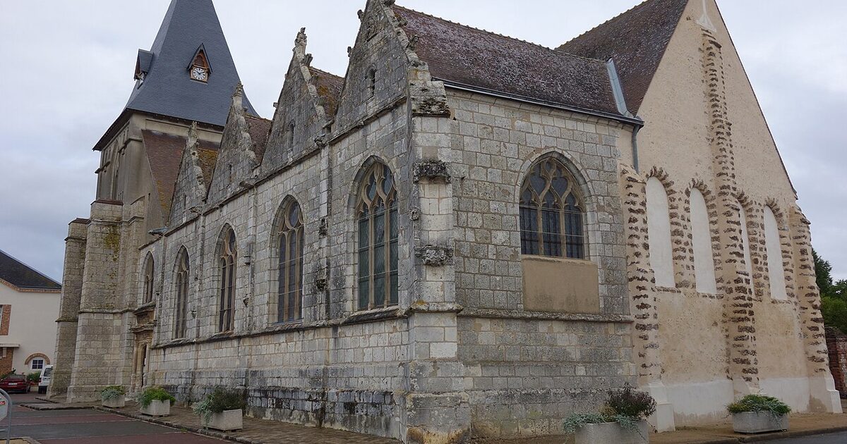Saint-Georges-sur-Eure — photo réelle (Wikimedia Commons, Jp.didier)
