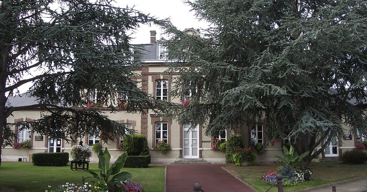Saint-Marcel — photo réelle (Wikimedia Commons, Theoliane)