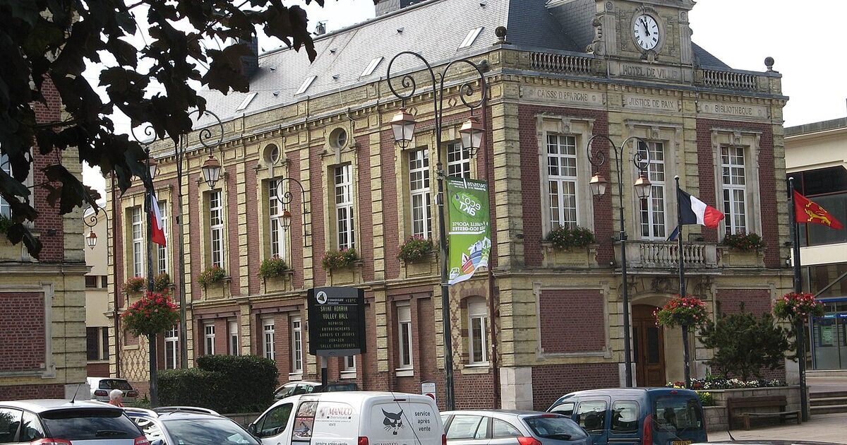 Saint-Romain-de-Colbosc — photo réelle (Wikimedia Commons, ArséniureDeGallium)