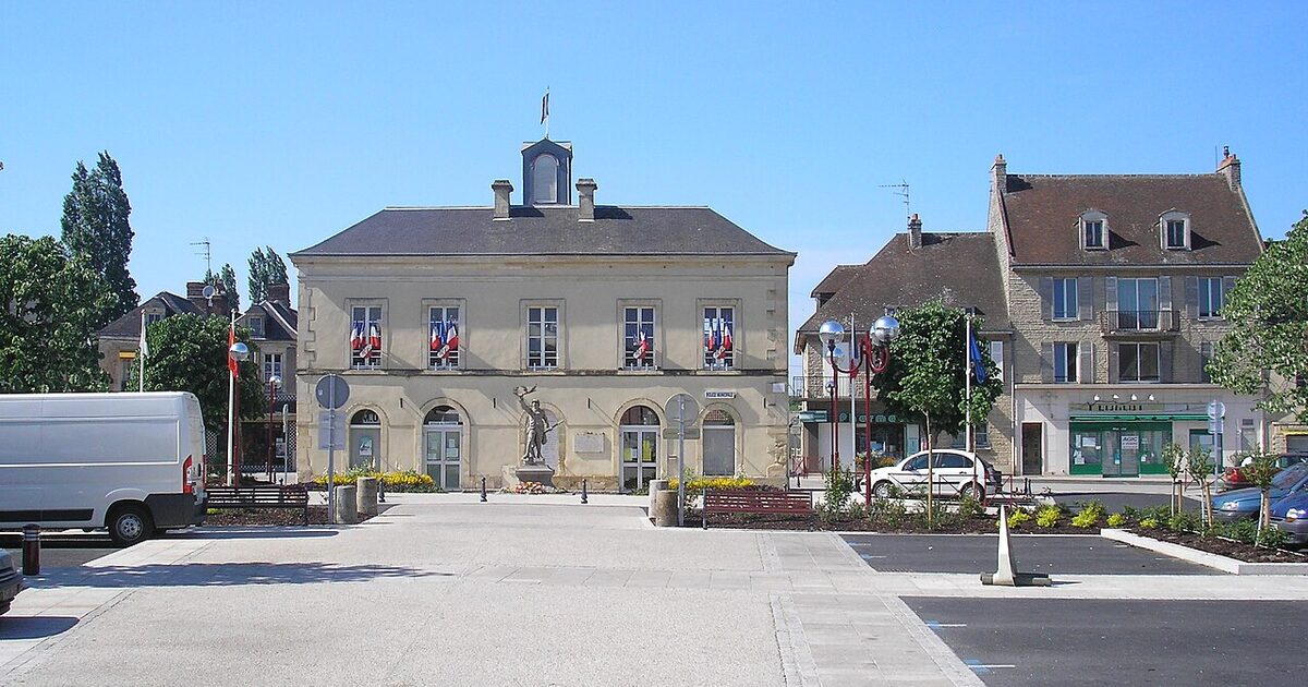 Troarn — photo réelle (Wikimedia Commons, Ikmo-ned)
